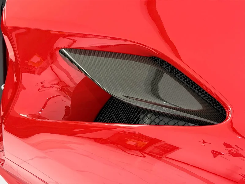 Ferrari F8 — фото 21