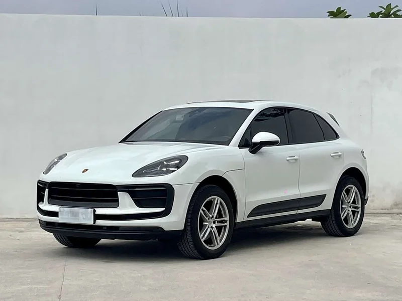 Porsche Macan — фото 1