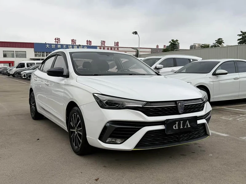 Roewe i5 — фото 3