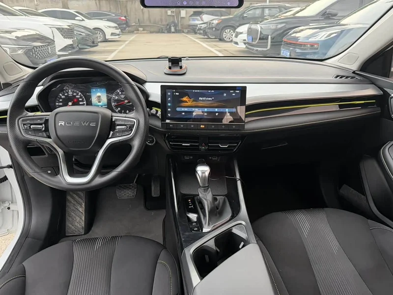 Roewe i5 — фото 4