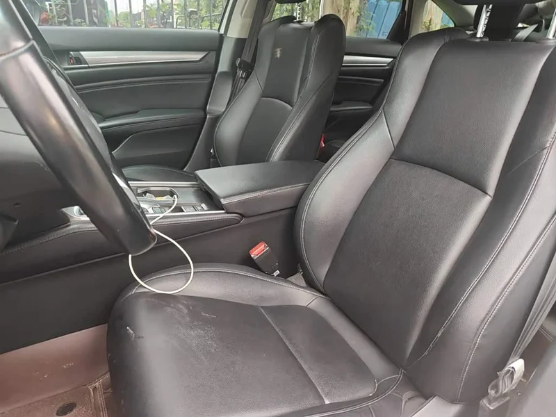Honda Accord — фото 11