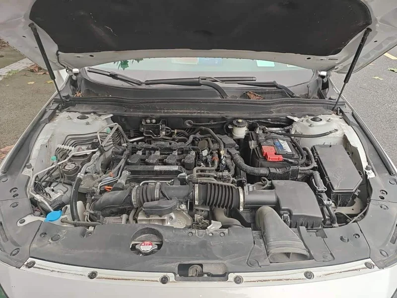 Honda Accord — фото 16