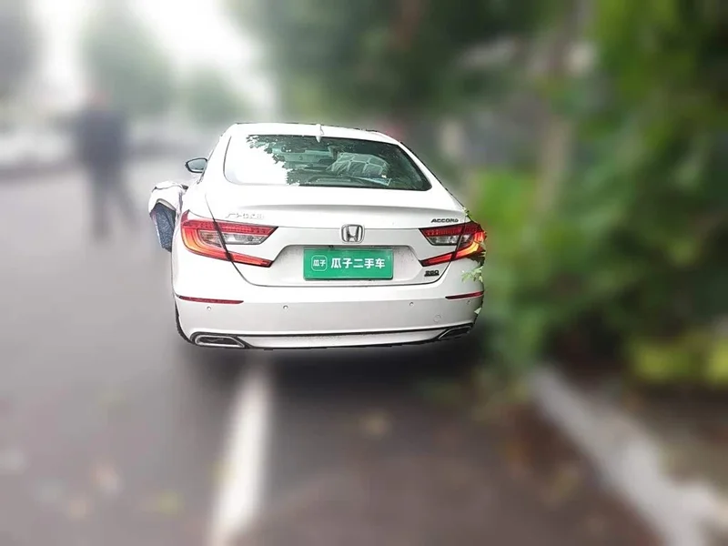 Honda Accord — фото 3