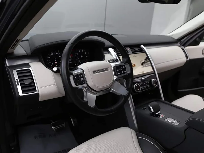 Land Rover Discovery — фото 14