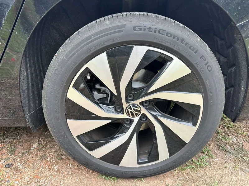 Volkswagen Passat — фото 15