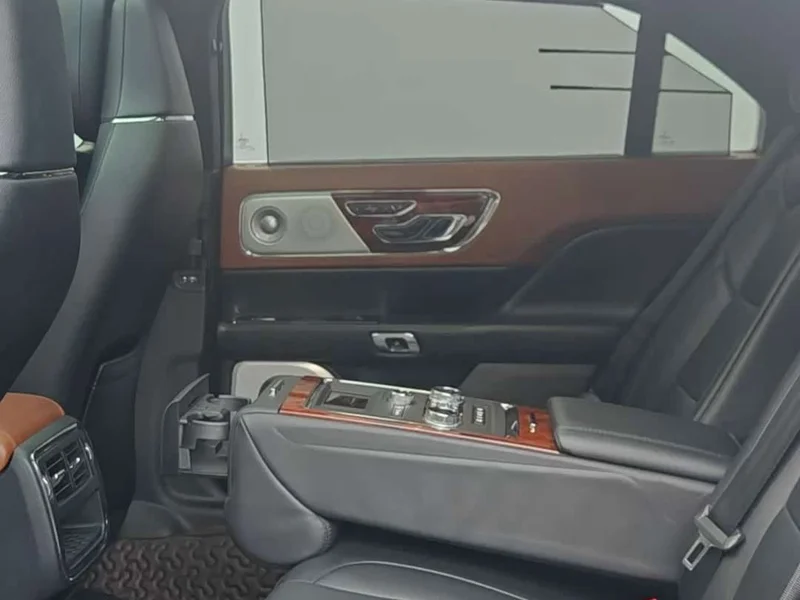 Lincoln Continental — фото 11
