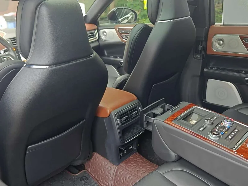 Lincoln Continental — фото 18