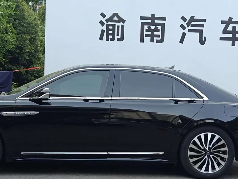 Lincoln Continental — фото 6