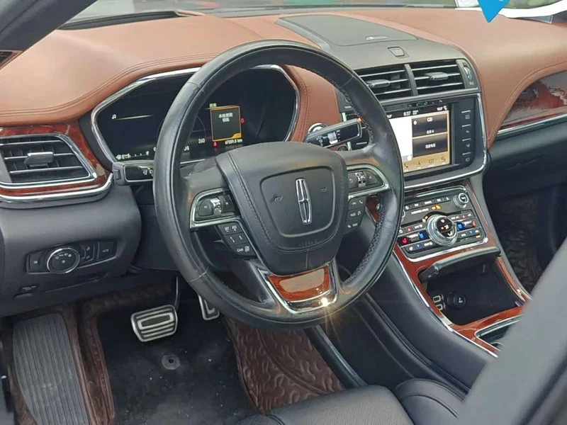 Lincoln Continental — фото 10