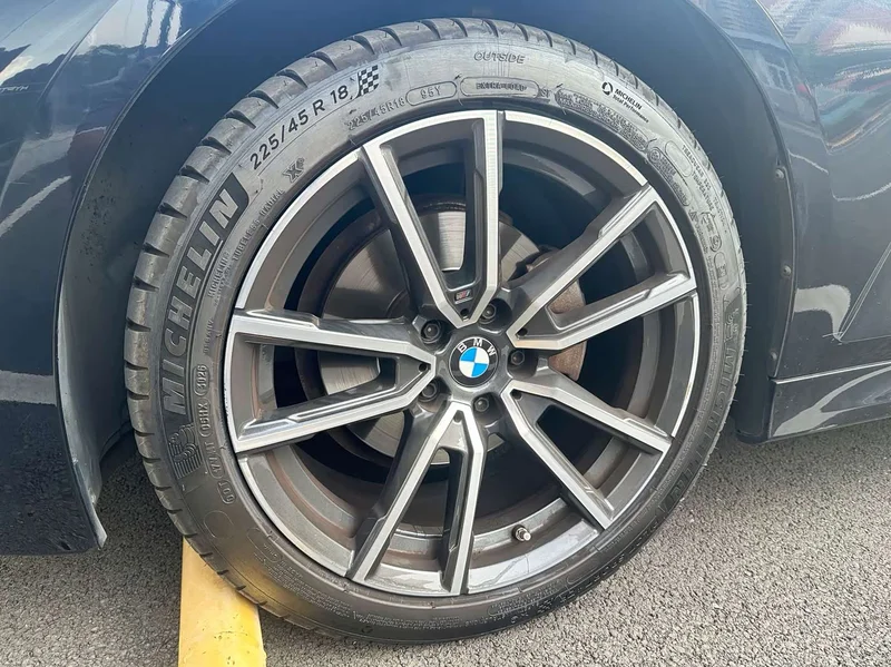 BMW 3-Series — фото 18