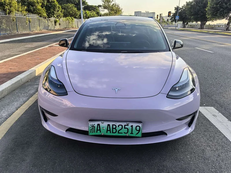 Tesla Model 3 — фото 2