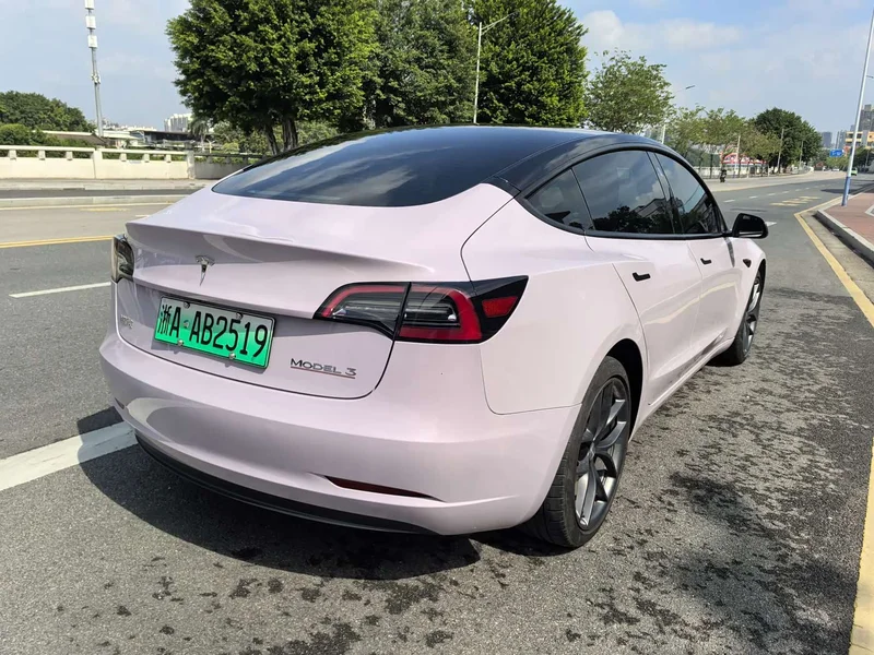 Tesla Model 3 — фото 3
