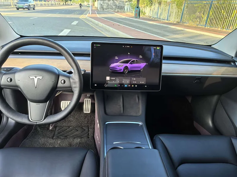 Tesla Model 3 — фото 5