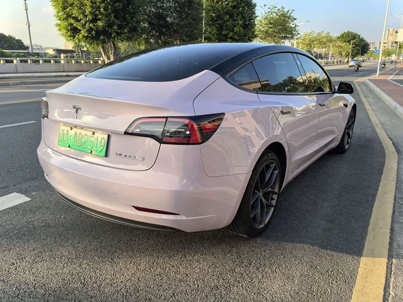 Tesla Model 3 — фото 5