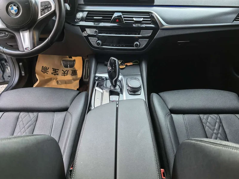 BMW 5 Series (Imported) — фото 12