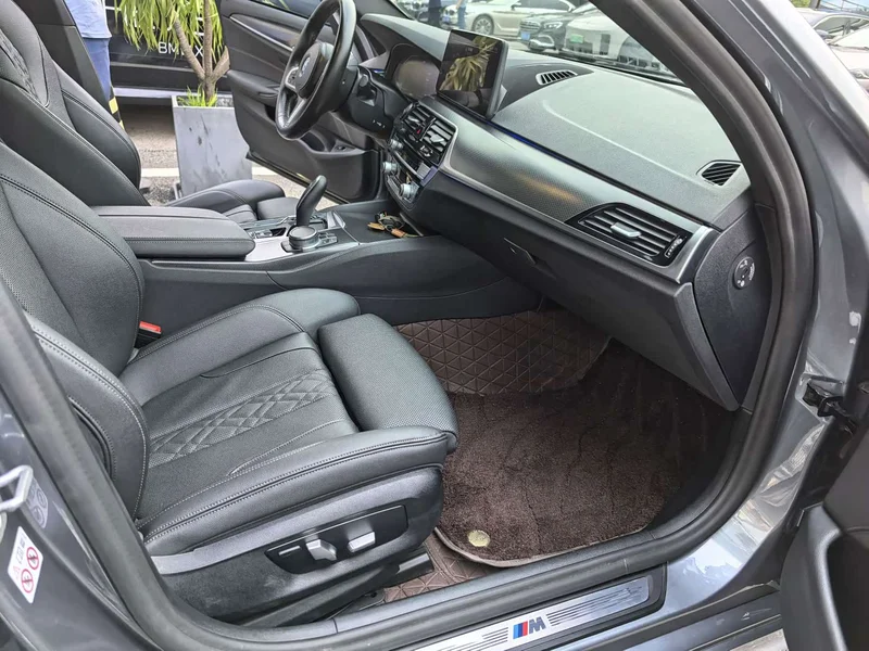 BMW 5 Series (Imported) — фото 14