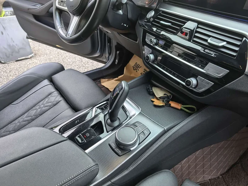 BMW 5 Series (Imported) — фото 15