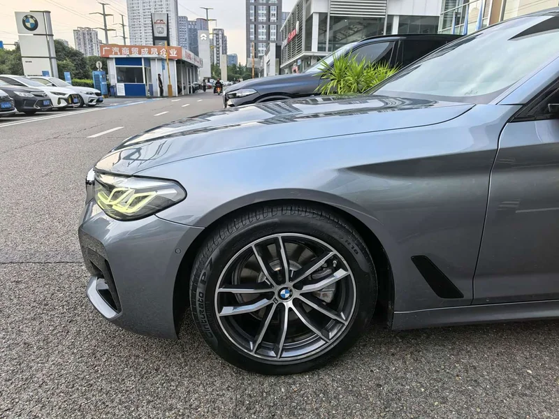 BMW 5 Series (Imported) — фото 4