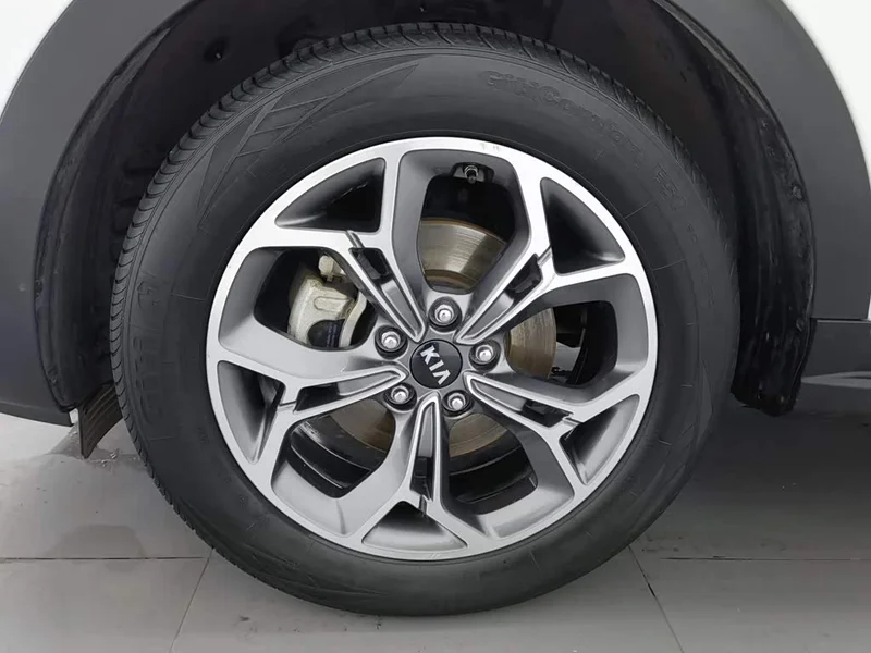 Kia KX5 — фото 17