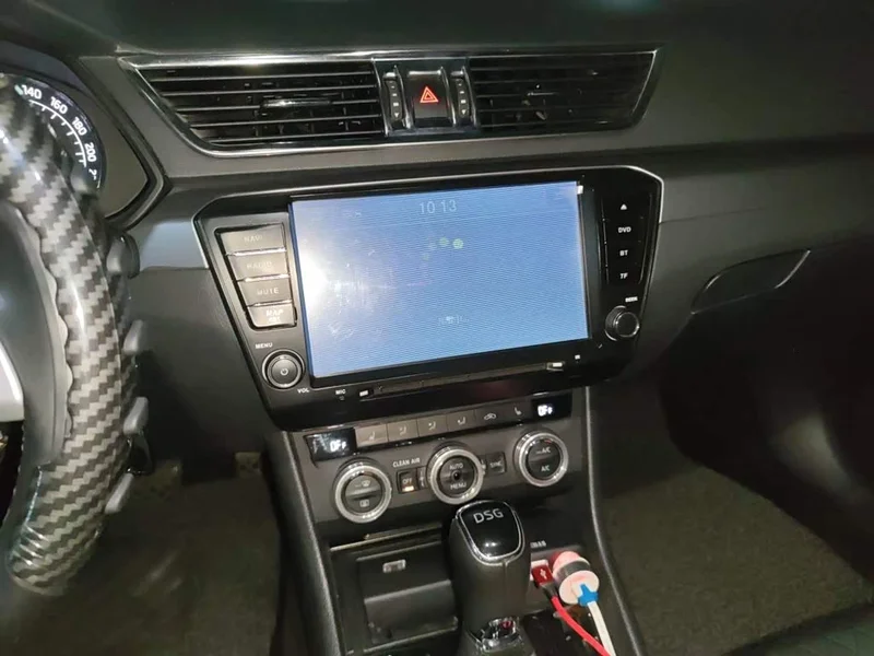 Skoda Superb — фото 14