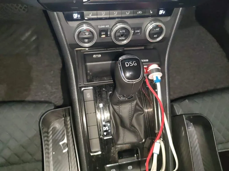 Skoda Superb — фото 15