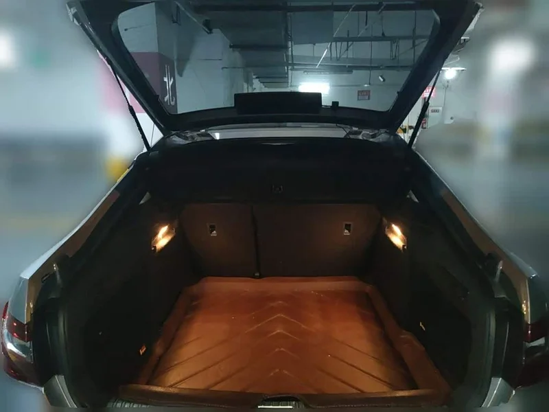 Skoda Superb — фото 20