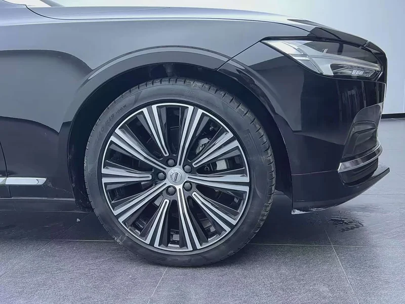 Volvo S90 — фото 18