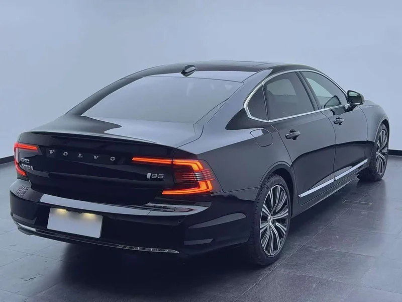 Volvo S90 — фото 6