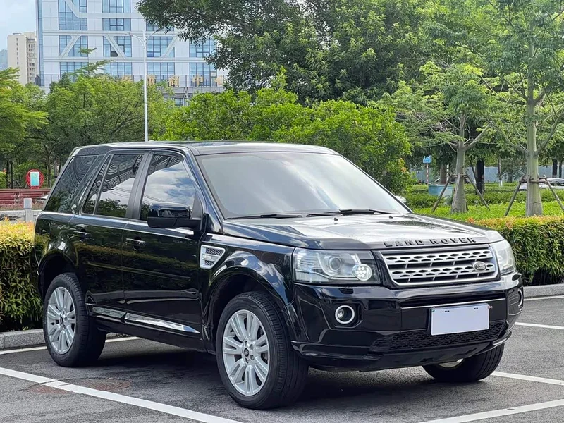 Land Rover Freelander 2 — фото 1