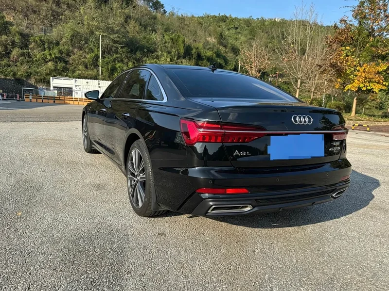 Audi A6L — фото 5