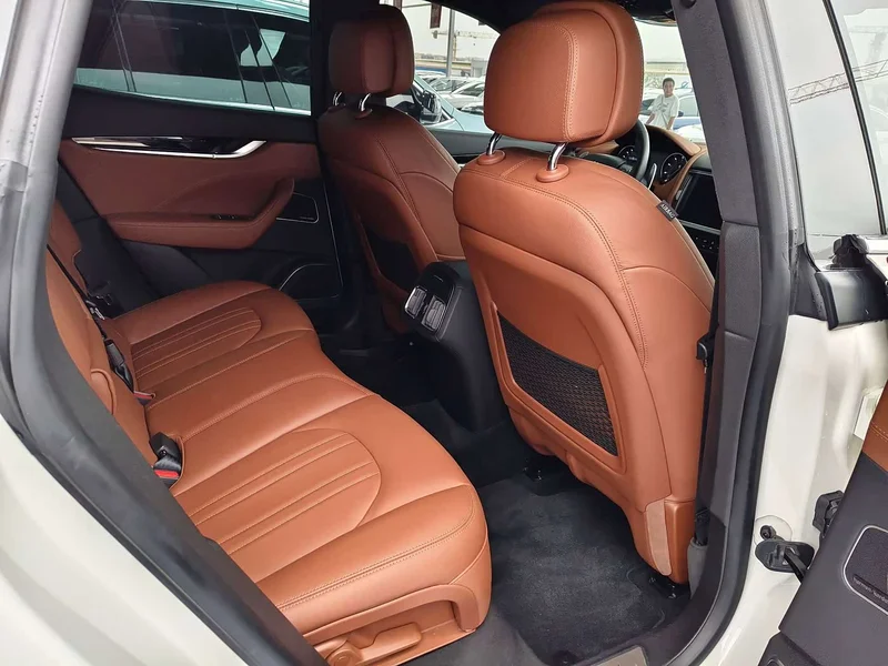 Maserati Levante — фото 18