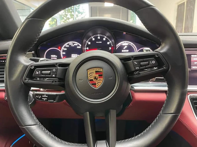 Porsche Panamera — фото 14