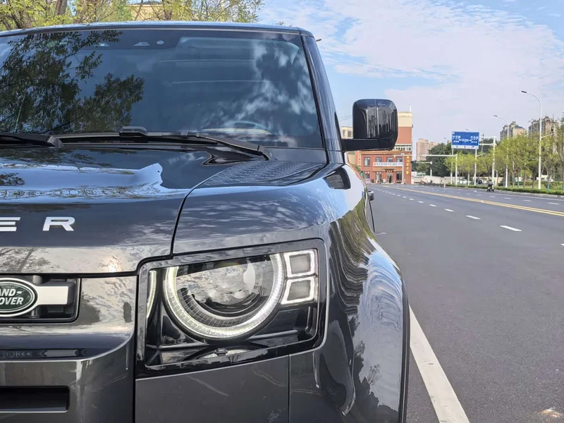 Land Rover Defender — фото 4
