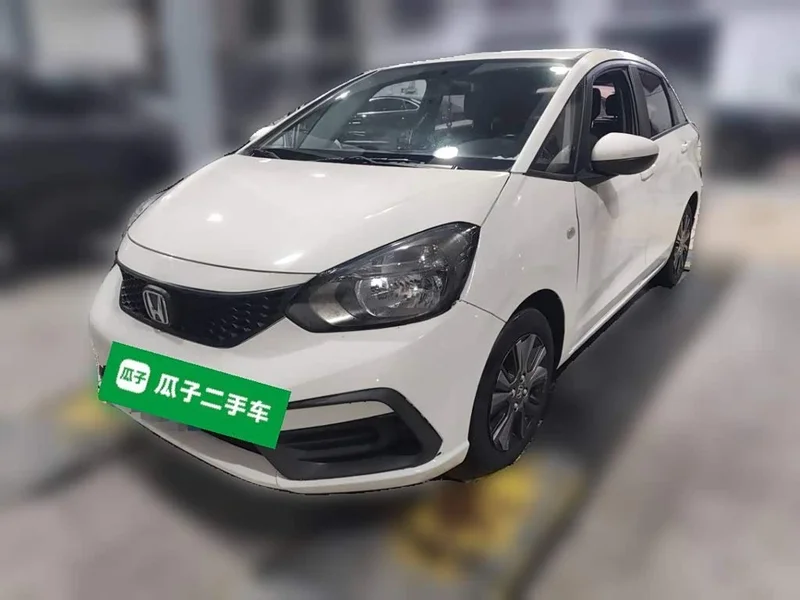 Honda Fit — фото 1