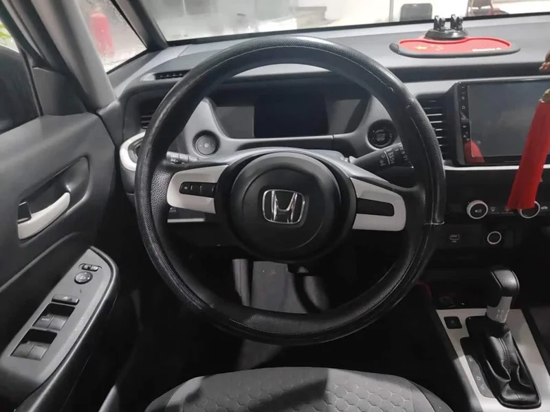 Honda Fit — фото 6