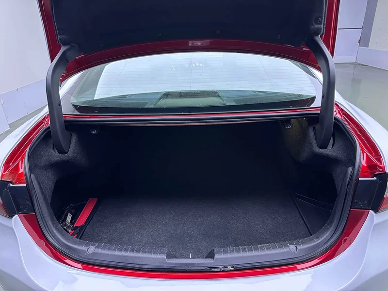 Mazda Atenza — фото 15