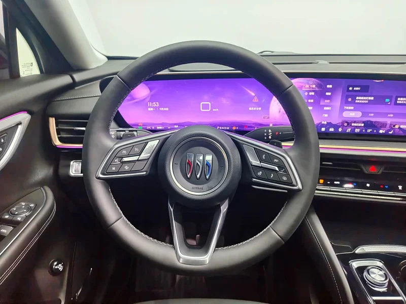 Buick Envision Plus — фото 15