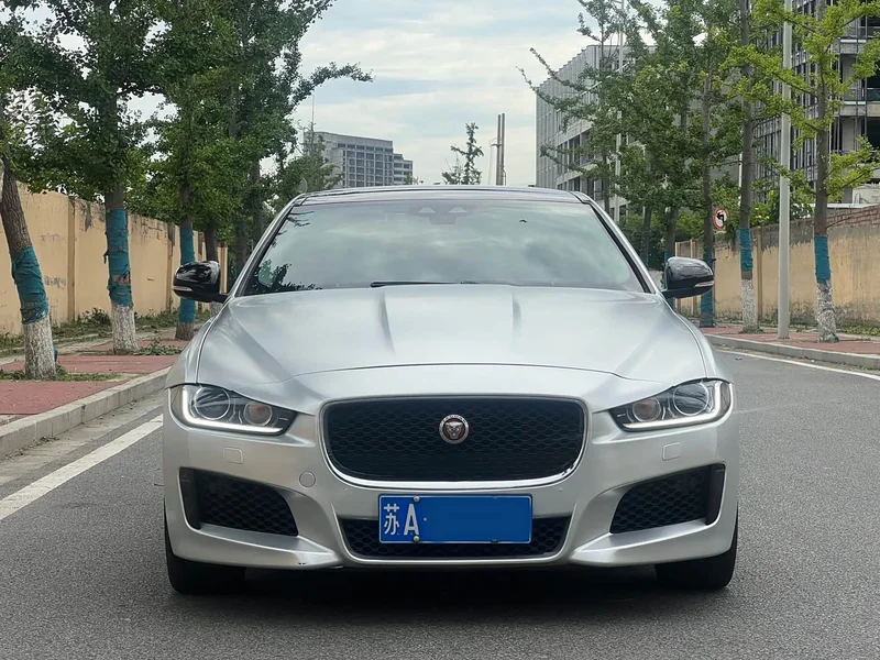 Jaguar XEL — фото 1