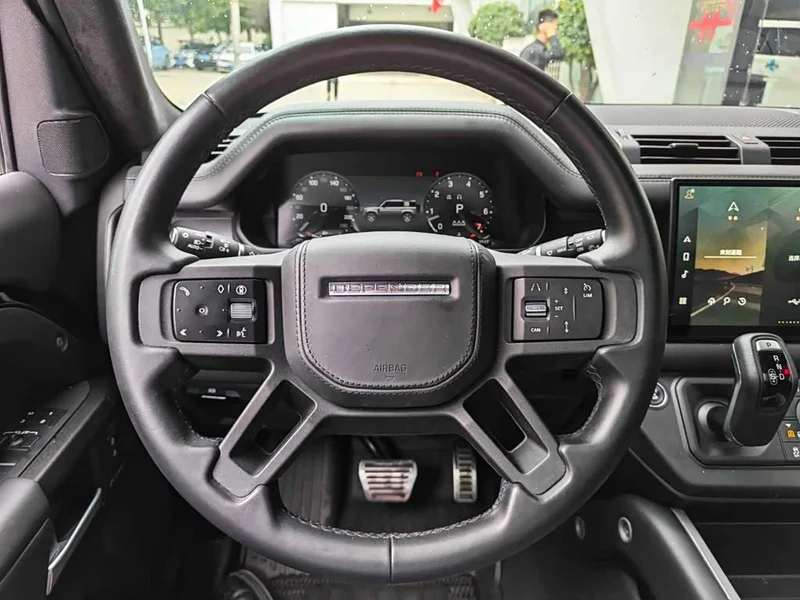 Land Rover Defender — фото 8
