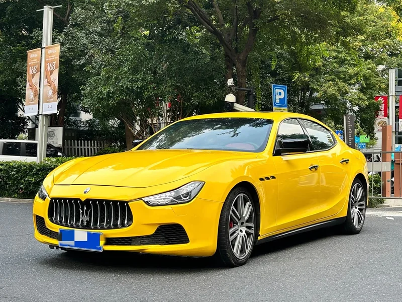 Maserati Ghibli — фото 1