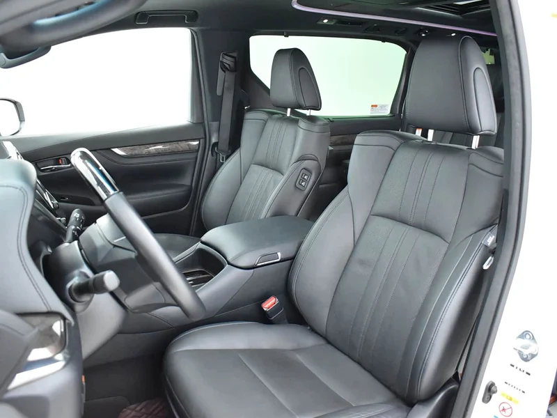 Toyota Alphard — фото 14