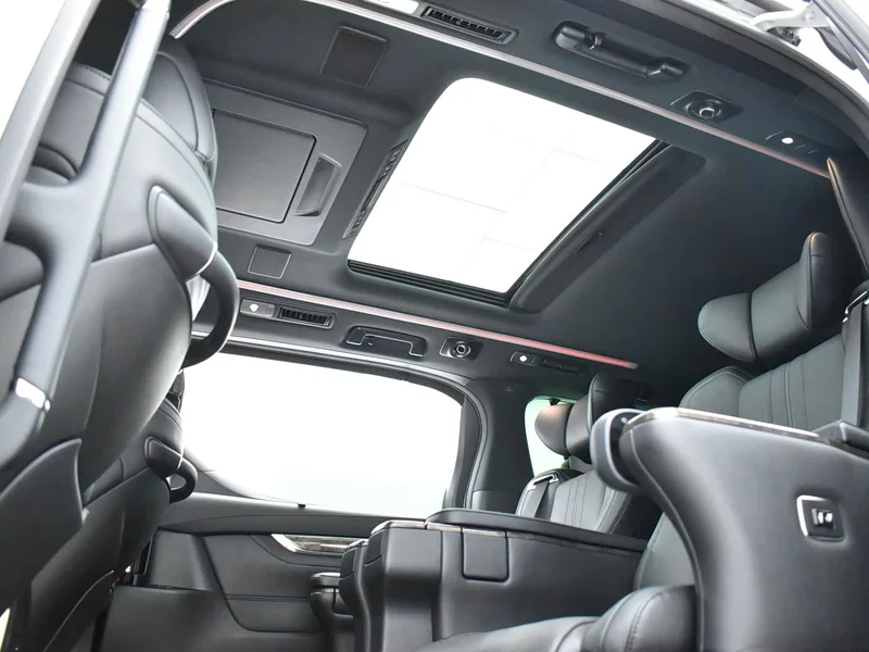 Toyota Alphard — фото 23