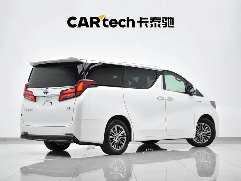 Toyota Alphard — фото 29