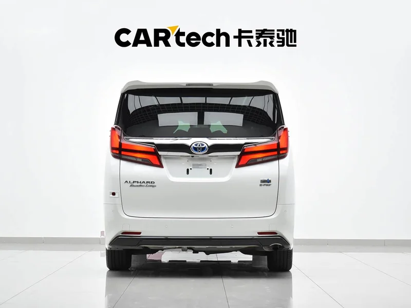 Toyota Alphard — фото 30
