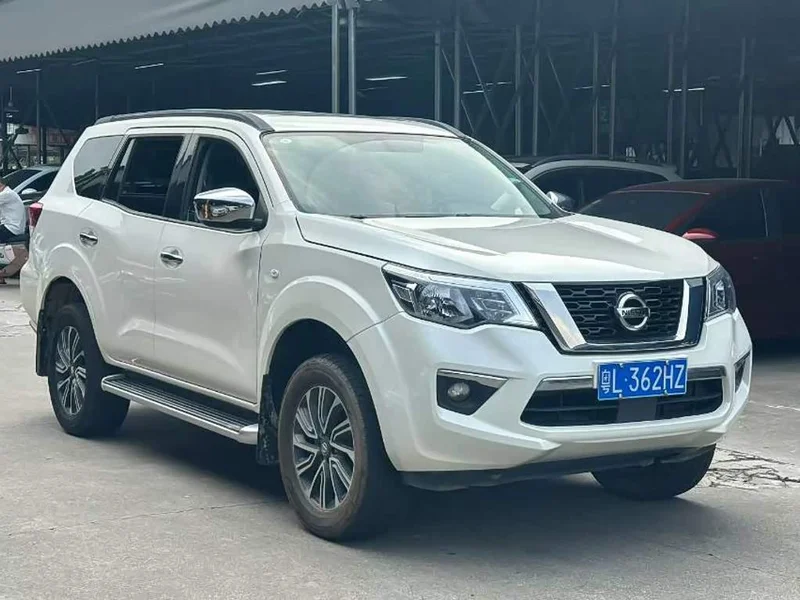 Nissan Terra — фото 3