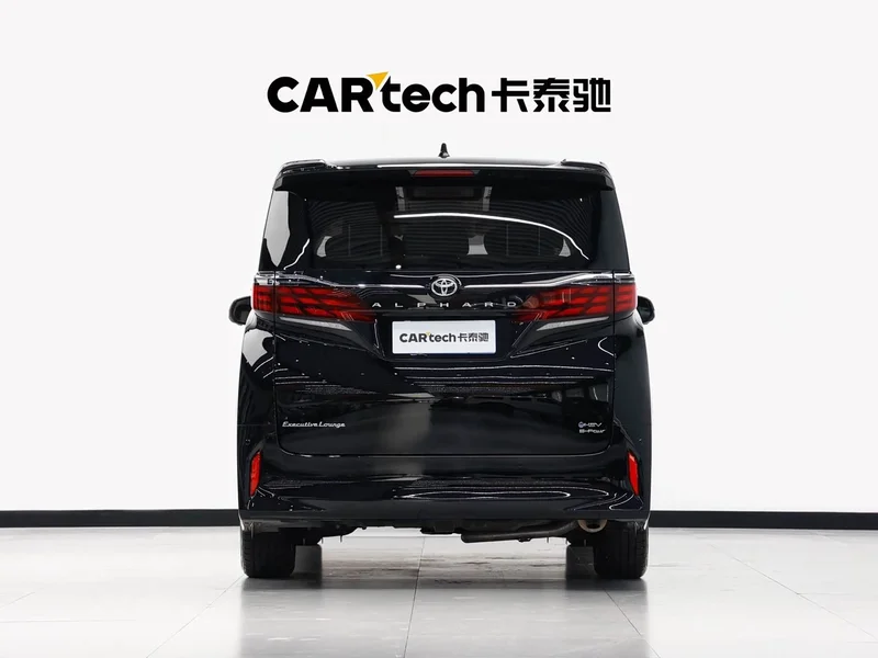 Toyota Alphard — фото 28