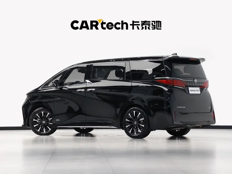 Toyota Alphard — фото 29