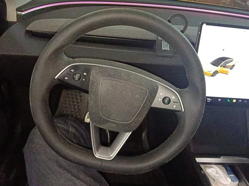 Tesla Model 3 — фото 15