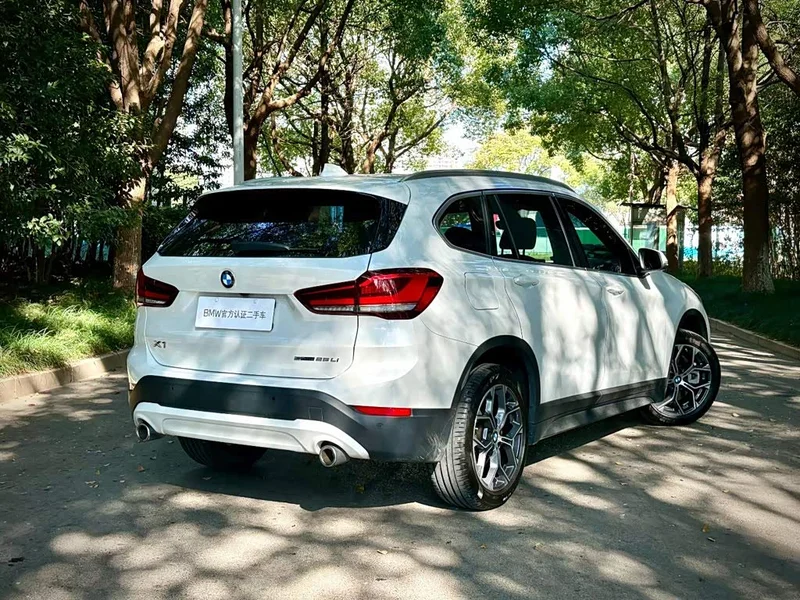 BMW X1 — фото 4