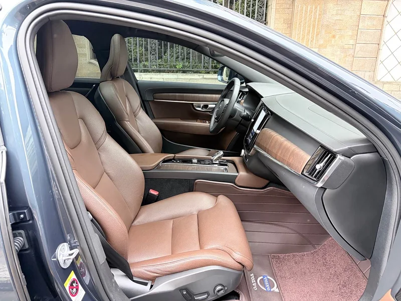 Volvo S90 — фото 19